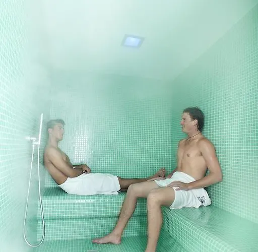 Zeus Hotel