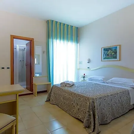 Zeus Hotel