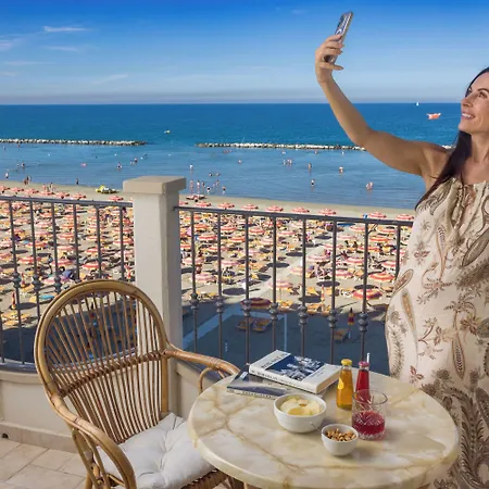 Zeus Hotel Rimini