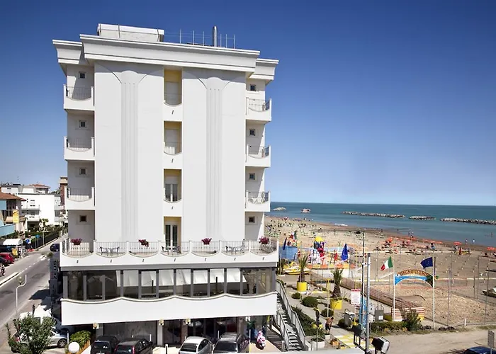 Hotel Zeus Rímini