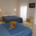 Zeus 3*